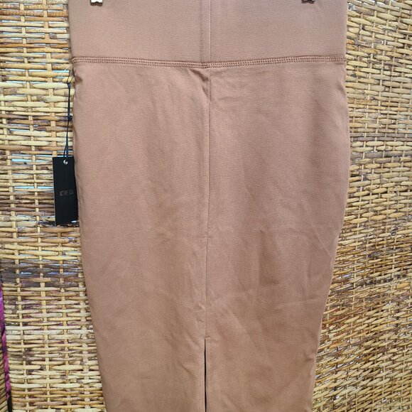 NWT Active USA Pencil Skirt Below Knee Tan Size Large Wide Stretch Waistband - Picture 4 of 6